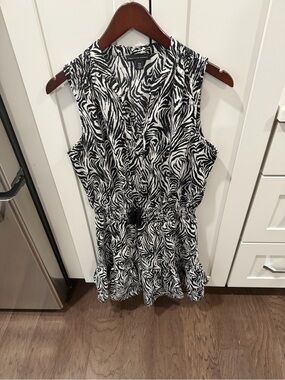Saks Fifth Avenue Black & White Zebra-Print Sleeveless Tunic with Cinched Waist